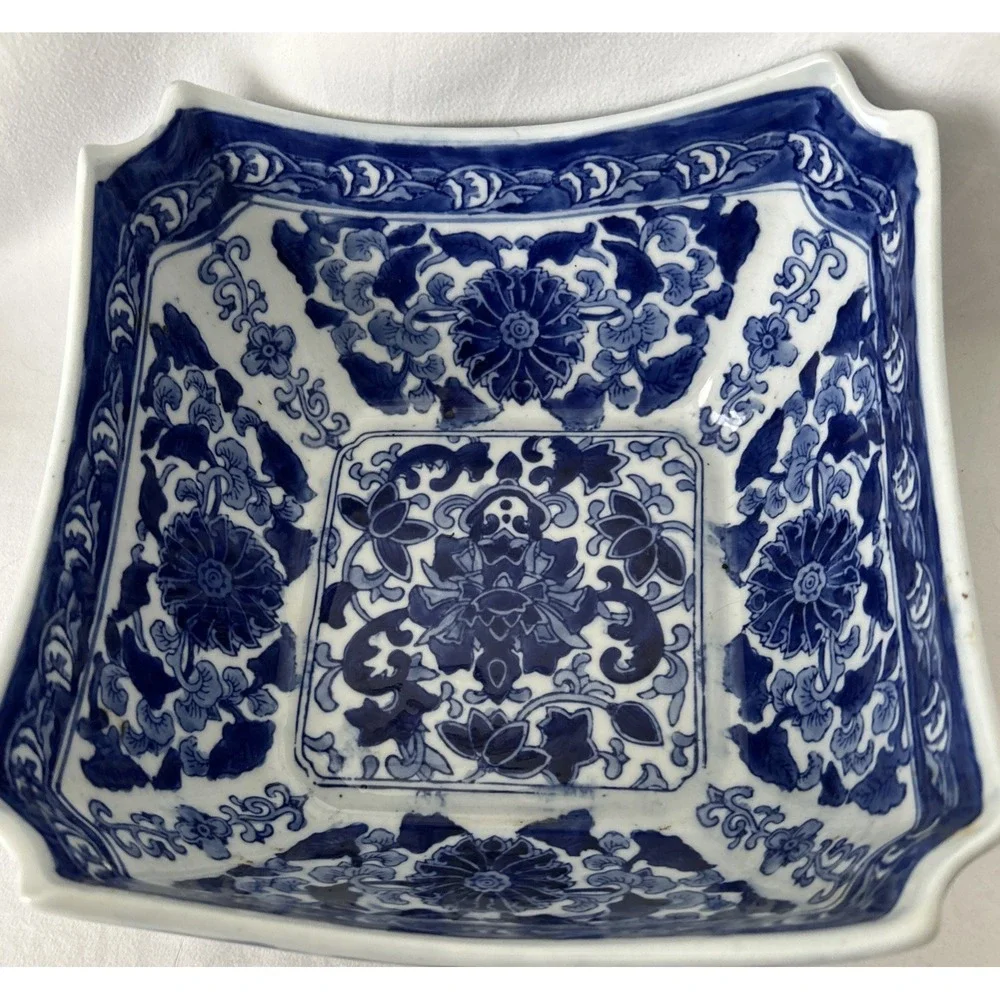 Chinese White and Blue SQUARE BOWL with Split Corners Large 8 3/4 Inch Heavy